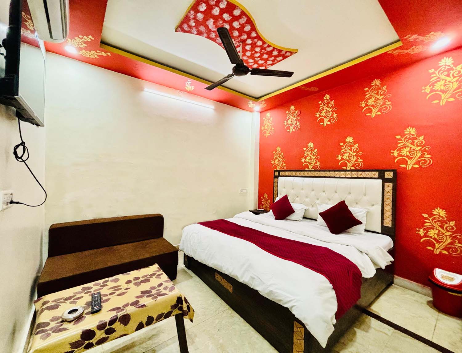 Triple Bed Room